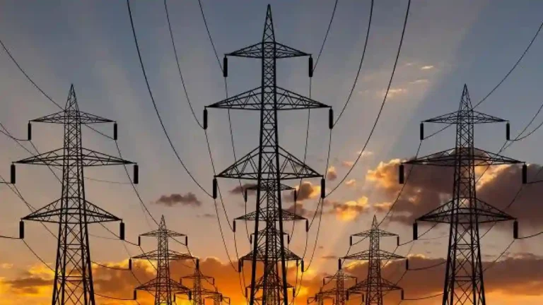 Büyük Şehirlerde Beklenmedik Elektrik Kesintileri