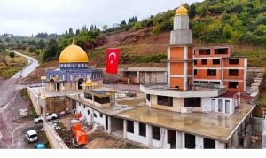 Karamürsel Aksa Camii Büyükşehir’le yükseliyor